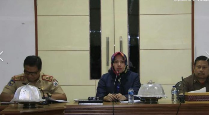 Rapat Banggar DPRD Bersama TAPD Pemprov Sulbar.