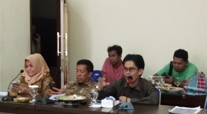Komisi II DPRD Polman” RDP Dengan Pedagang Ikan