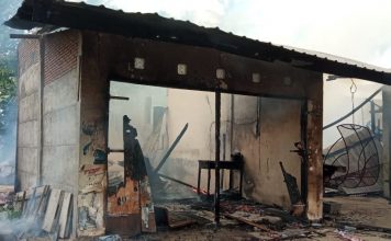 Akibat Kosleting Listrik, Dua Rumah Habis Terbakar Di Kecamatan Matakali