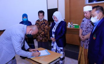 Rektor UNASMAN Melantik Dekan dan Wakil Dekan FKIP Yang Baru