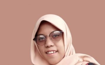 Sadariah’ Sejak Kecil Ditinggal Orang Tua Ke Malaysia, Kini Jadi Pengusaha Ekspor Limbah Lidi Ke India