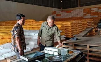 Cek Pasokan, Distapan Sulbar Bersama Bulog Siap Salurkan Beras SPHP