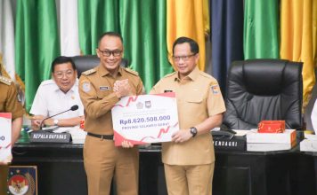 Dinilai Berhasil Kendalikan Inflasi, Pemprov Sulbar Terima Penghargaan Dana Insentif Fiskal