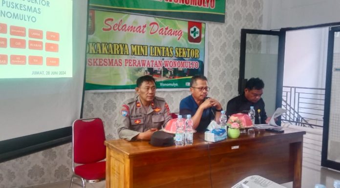 Kanit Binmas Polsek Wonomulyo Hadiri Pertemuan Lintas Sektoral UPTD Puskesmas Wonomulyo