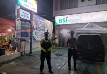 Sat Lantas Polres Polman Laksanakan Blue Light Patrol Di Kota Polewali