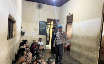 Kasi Propam Polres Polman Kontrol Ruang Tahanan dan Pengawasan Personil Tahti Polres Polman