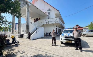 Sat Lantas Polres Polman Gelar Patroli dan Pengamanan Gereja di Wilayah Hukum Polres Polman