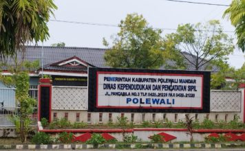 Disdukcapil Polman Tidak Miliki Parkiran dan Infrastruktur Memadai, Pelayanan Terkesan Semrawut