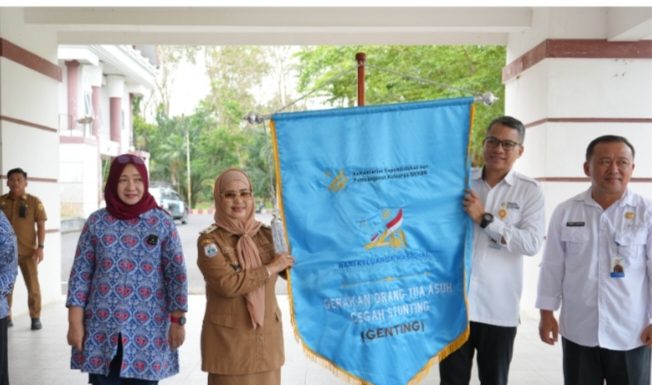 Kirab Bendera Pataka Harganas ke-32 Sambangi Polman, Wakil Bupati Ajak Lawan Stunting Bersama