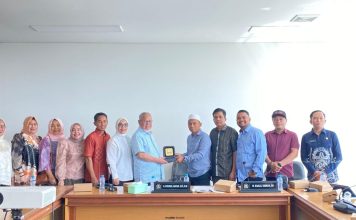 DPRD PROVINSI SULAWESI BARAT TERIMA KUNJUNGAN KERJA DPRD SULAWESI TENGAH