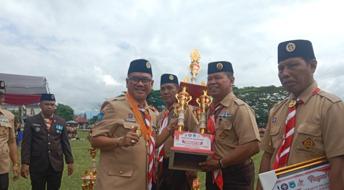 Apel Besar Hari Pramuka ke-64 di Polewali Mandar, Wonomulyo Raih Kwartir Ranting Tergiat