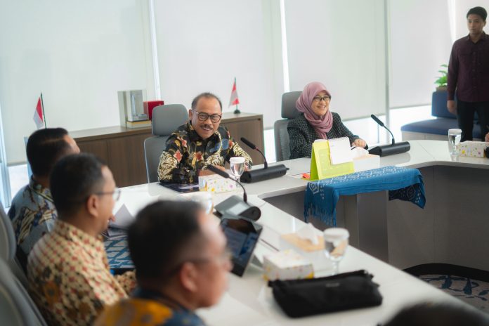 a7dd9075-1f5a-4e73-aa79-c91956741b14