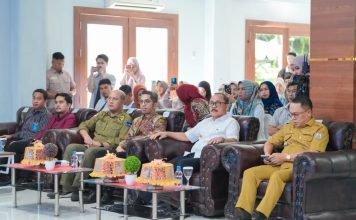 Gubernur Sulbar Ikuti Acara Akad Massal KUR, Ingatkan UMKM Pentingnya Jaga Komitmen