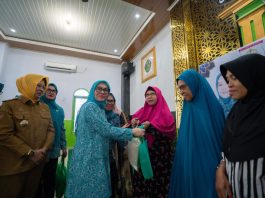 Sembako Gratis dari Istri Gubernur Sulbar: Harap Warga Tidak Lihat Jumlahnya