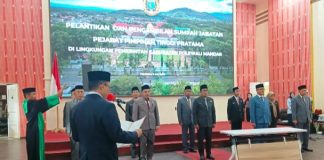 Bupati Polman Ingatkan 10 Pejabat Baru: Bekerjalah dengan Integritas, Bukan Sekadar Laporan