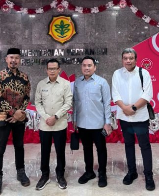 Bupati Polman Samsul Mahmud Bergerak Cepat Perjuangkan Bantuan Pompa Air untuk Petani