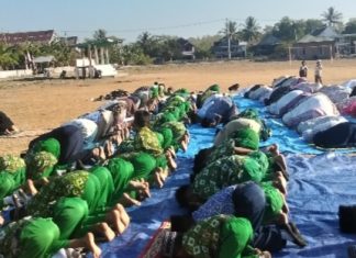 MTs dan MI Al Irsyad Leteang Gelar Salat Istisqa Bersama Masyarakat Tenggelang