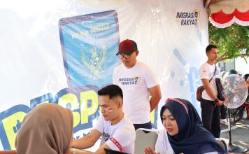 Semarak HUT RI ke-81, Imigrasi Mamuju Hadirkan Layanan ‘Pasporia’ di Car Free Day