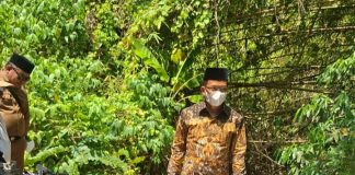 Menembus Medan Sulit, Bupati Polman Temui Langsung Masyarakat Desa Lenggo